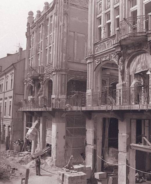 Felújítás 1988